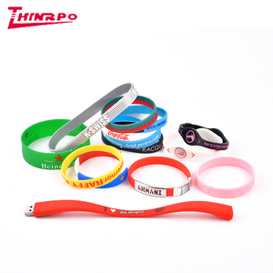 Cinturino cambia colore <span class=keywords><strong>UV</strong></span> in silicone personalizzato promozionale braccialetto <span class=keywords><strong>UV</strong></span> in silicone/braccialetto in Silicone sensibile ai raggi <span class=keywords><strong>UV</strong></span> - Product Image 5