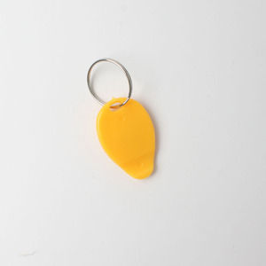 Logo <span class=keywords><strong>promo</strong></span> marque sur grattoir de billets de loterie en plastique avec porte-clés porte-clés grattoir de loterie en forme de goutte de larme - Product Image 5