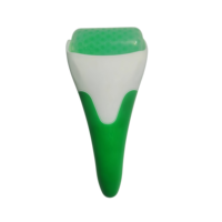 Rouleau de massage facial rafraîchissant pour le raffermissement de la peau, apaisant et liftant les ridules, Derma Roller