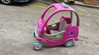 Mobil Mainan Putri 88*45*80cm Kendaraan Roda Empat Tanpa Mesin dengan Atap Peralatan Bermain Dalam Ruangan untuk Anak-Anak dan Kastil Nakal