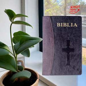 Nuovo Design Bibbia Spagnola con Copertina Morbida Nera Personalizzabile con Logo, Versione Internazionale in Vera Pelle - Product Image 2