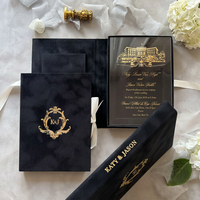 Coffret d'invitation de mariage en velours vert émeraude, estampé à chaud, avec monogramme personnalisé et ruban, cartes de mariage