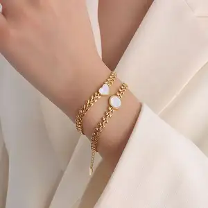 Estilo francês Branco Shell Coração Pulseira Ins Light luxo 18K banhado a ouro em aço inoxidável Coração Charm Bracelet