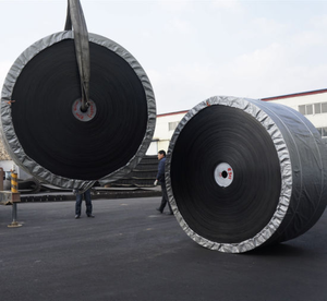 Aşınmaya dayanıklı gemi yükleme endüstriyel siyah kauçuk konveyör bant ve boşaltma bant konveyör satılık - Product Image 4