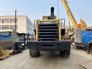 Chargeuse sur pneus Komatsu WA500-3 d'occasion, capacité nominale de 35 tonnes, puissance de 263 kW, 4001-6000 heures de fonctionnement, fiable pour les travaux en carrière - Product Image 2