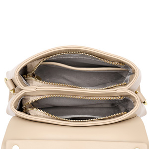 Sacs à main en cuir PU pour femmes, sacs à bandoulière de luxe de créateur avec foulard, vente en gros - Product Image 5