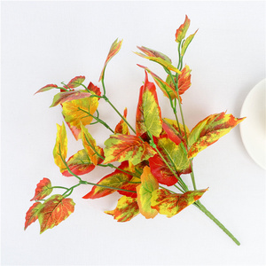 Set di 2 Pezzi: Stelo di Seta Verde Artificiale, Bouquet di Begonia Rossa, Ramo d'Albero Artificiale, Foglia Decorativa da Parete per Decorazioni Domestiche - Product Image 5