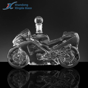 Set Decanter per Vino e Whisky Personalizzato <span class=keywords><strong>da</strong></span> 750ml in Vetro Borosilicato con Logo Personalizzato - Accessori per Collezionisti di Moto e Regali - Product Image 1