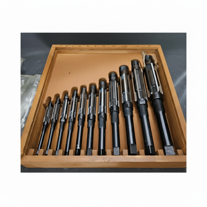 Ensemble de 11 alésoirs à main de A à K 1/2 po à 1 1/2 po avec coffret en bois (Tl1301) - Product Image 1