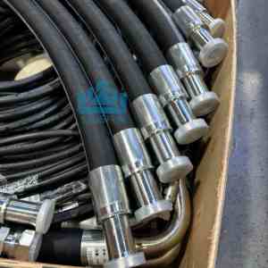 ชุดประกอบสายไฮดรอลิกคุณภาพระดับ OEM สำหรับรถขุด Volvo EC480DL ซ่อมสายรางรถขุด ซีลแน่น จัดส่งรวดเร็ว VOE938450 - Product Image 2