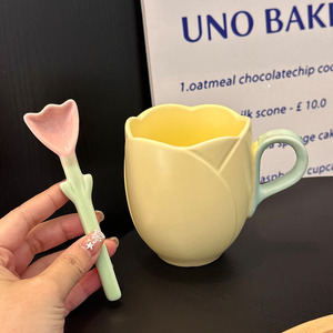 Juego de <span class=keywords><strong>Taza</strong></span> y Cuchara de Cerámica con Diseño de Tulipán 3D, Color Rosa Pastel, Accesorio de Escritorio, Apto <span class=keywords><strong>para</strong></span> Microondas, Sin Plomo, Decoración <span class=keywords><strong>para</strong></span> el Hogar, Regalo <span class=keywords><strong>para</strong></span> el Día de la Madre - Product Image 2