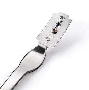 Lame à pain en acier inoxydable pour boulanger, outil de découpe de pâte pratique au design innovant et très demandé - Product Image 5