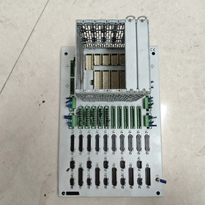 NYS04.1-ST-05-ULNN R911325068-AE1 11W03 Unité de base du contrôleur - Product Image 1