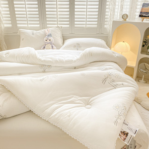 لحاف مريح بجودة الفندق ، ميكروفايبر طوال الموسم ، بألوان فاتحة ، لحاف مطبوع ديزي - Product Image 4