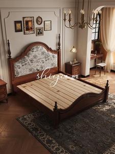 Lit double Shiyu Moll en bois massif noir, style rétro américain, colonnes romaines, 1,8 mètre, avec tête de lit capitonnée française, en bois massif américain - Product Image 3