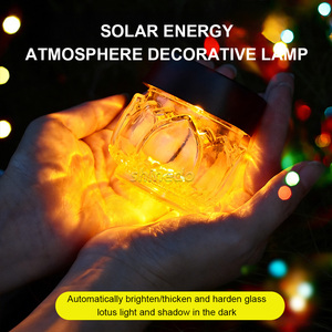 Lanterne solaire à LED en forme de boule de verre changeant de couleur pour fête, lumière de jardin extérieure, étanche, lanterne solaire pour balcon, cour, chemin - Product Image 2