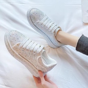Ingrosso <span class=keywords><strong>Sneakers</strong></span> da Donna di Tendenza con Eleganza Sportiva e Suola Platform con Strass Scintillanti da Skateboard - Product Image 4