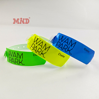 Bracelet d'identification en PVC coloré avec puces RFID NFC pour événements sportifs
