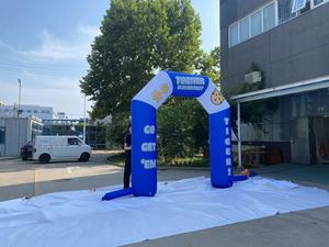 商業用密閉型エア注入式イベントゲート広告用インフレータブル、電動エアポンプ付き強化PVC製、トライアスロン用 - Product Image 5