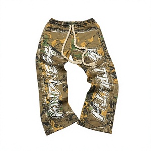 Pantalones Deportivos Personalizados con Estampado Completo, Estilo Urbano, Corte Holgado, Estampado de Jungla, para Hombre - Product Image 1