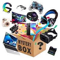 Boîte mystère électronique haut de gamme, cadeau surprise de vacances, boîte surprise chanceuse contenant une montre connectée, des écouteurs TWS, 5 articles aléatoires
