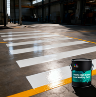 Peinture de marquage routier liquide acrylique haute brillance, très résistante à l'usure, anti-décoloration, séchage rapide, écologique pour routes et usines