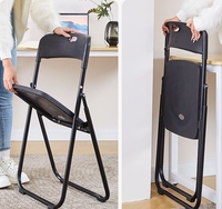 Chaise de salle à manger pliable en plastique empilable au design moderne 2026 pour l'extérieur, les pique-niques, les parcs et la cuisine – Vente chaude