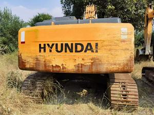 Excavatrice d'occasion HyundaiR225LC-7 d'origine coréenne en bon état avec moteur et pompe, vente au meilleur prix - Product Image 5