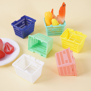 Panier miniature en plastique pour jeu d'imitation, accessoire de jeu de rôle pour maison de poupée, panier de courses de supermarché pour légumes et fruits - Product Image 3