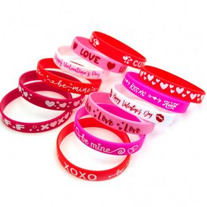 Bracelet en silicone pour la Saint-Valentin, bracelet en caoutchouc, décoration de fête, cadeau pour hommes et femmes, logo et informations personnalisés - Product Image 1