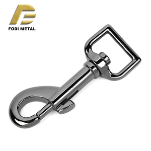 H2075d उच्च गुणवत्ता वाले धातु कुत्ते पट्टा स्नैक हुक स्क्वायर स्विवेल सुरक्षा कुत्ते हुक - Product Image 6