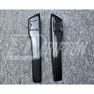 Emblema de Fibra de Carbono para Guardabarros de Nissan R35 GTR 2008-2026 - Product Image 3