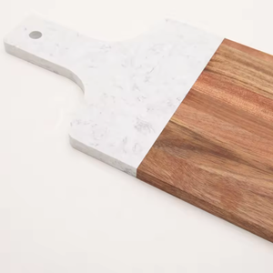 <span class=keywords><strong>Planche</strong></span> <span class=keywords><strong>de</strong></span> service en marbre et bois d'acacia avec poignée - Product Image 1