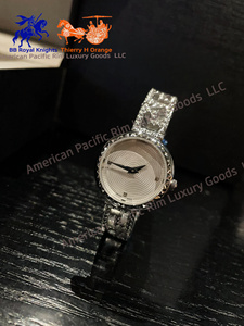 Montre-bracelet à quartz pour femme de haute qualité, élégante, étanche, en acier inoxydable, boîtier carré avec affichage lumineux de la date, idéale pour les affaires - Product Image 3