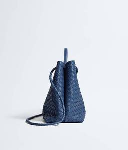 Bolso de Mano de Lujo Bottega BV, Cuero Intrecciato Suave, Patrón de Diamantes, Correa Deslizante Impermeable, Veneta - Product Image 3