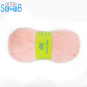 Fabricant <span class=keywords><strong>de</strong></span> fil <span class=keywords><strong>de</strong></span> teinture long <span class=keywords><strong>de</strong></span> Chine vente <span class=keywords><strong>de</strong></span> fil acrylique tricoté à la main kay teinture sur boules - Product Image 4