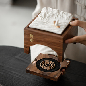Brûleur d'encens en bois de noyer fait main, support pour plateau en bois de santal, article religieux aromatique, utilisation intérieure - Product Image 1