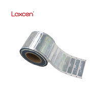 Étiquettes RFID UHF miniatures étanches C90G Laxcen pour pare-brise, puce Monza 4E, portée de lecture de 8,6 m pour système de stationnement automatique et ouvre-porte