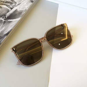 Lunettes de soleil rétro carrées de grande taille pour hommes et femmes, de haute qualité, résistantes aux UV, vente en gros à prix avantageux - Product Image 5