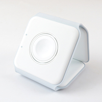 Penjualan laris bantalan pengisi daya nirkabel magnetik lipat 15W dudukan 3-in-1 multifungsi terintegrasi untuk perangkat Apple untuk perjalanan