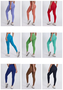 Mallas atléticas de gimnasio suaves de nailon con logotipo personalizado, mallas de yoga para fitness en forma de V, mallas de yoga para entrenamiento con levantamiento de glúteos y caderas - Product Image 5