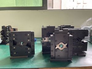 Moule de sertissage carré terminal de virole pour machine de sertissage - Product Image 6