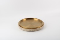 Bandeja Moderna de 2 Niveles de Resina Texturizada y Acero Inoxidable en Tono Latón, Plato Decorativo para Centro de Mesa o Tocador