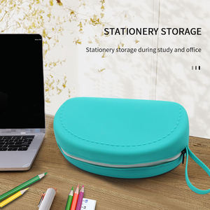 Trousse de Toilette Étanche, Vente en Gros, Sac Cosmétique en Silicone à Fermeture Éclair de Voyage Grande Capacité - Product Image 4