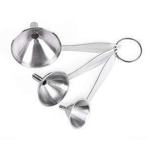 Juego de embudos de acero inoxidable, 3 piezas, mango largo, cónico, herramienta para verter aceite en la cocina, fácil de limpiar, solo lavar a mano - Product Image 4