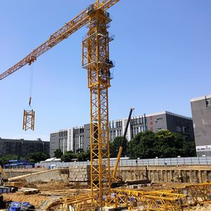 DAHAN QTZ500-8530 Flat Top Tower <span class=keywords><strong>Crane</strong></span> Kapasitas 25 Ton Tinggi Angkat Maksimum 350m Jangkauan 85m Mesin PLC Efisiensi Tinggi - Product Image 2