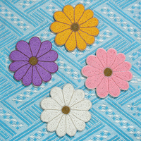 Sous-verres personnalisés bohèmes en perles de rocaille, faits à la main, motif floral chrysanthème, en verre perlé, souvenir personnalisé, décoration de bureau, cadeau