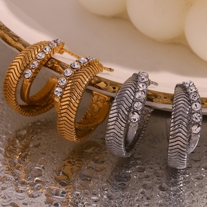 ドリームショー ファッションジュエリーセット 18K金メッキ ステンレススチール スネークチェーンネックレス＆イヤリングセット - Product Image 6