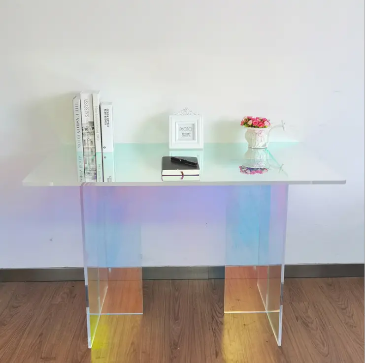 طاولة ملونة من اﻷكريليك وصلت حديثًا لعام 2021