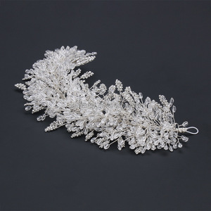 <span class=keywords><strong>Applique</strong></span> florale 3D en fil de <span class=keywords><strong>laiton</strong></span> à coudre avec strass en <span class=keywords><strong>verre</strong></span> cristal, grande fleur, pierres de couture en strass pour robes et artisanat - Product Image 6
